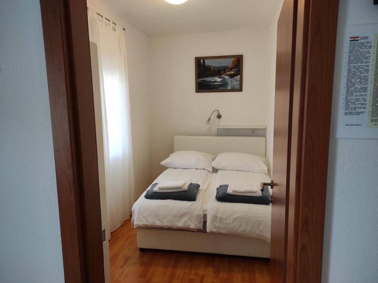 Apartment Joy II Šibenik Esterno foto
